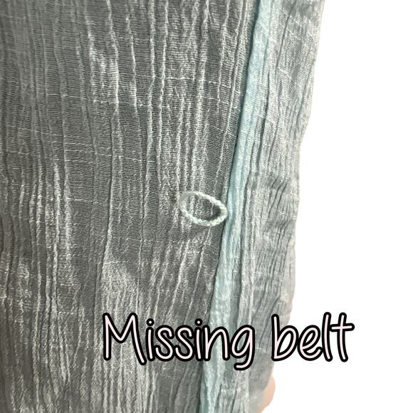 Iz Byer Henley Gauzy Crepe Tunic Top Blouse 3/4 Roll Tab Sleeve Light Blue XL - Picture 14 of 15